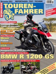 Titelseite: Tourenfahrer 11/2012 – Honda NC 700 X DCT; KTM 1190 Adventure / R
