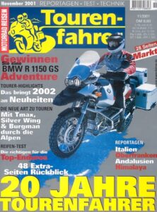 Titelseite: Tourenfahrer 11/2001 – Honda Silver Wing vs. Burgman vs. Tmax