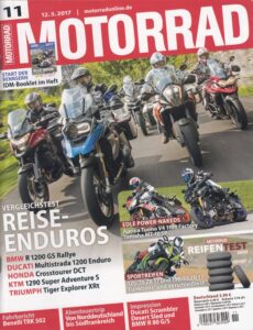 Titelseite: MOTORRAD 11/2017 – Vergleichstest Reise-Enduros und Power-Nakeds, Sportreifen Test 2017