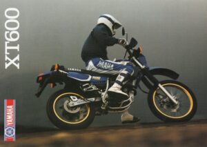 Titelseite: YAMAHA XT 600 + Prospekt brochure + 4 Seiten + Stand 1/88