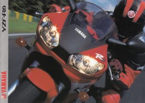 YAMAHA YZF-R6 + Prospekt brochure + 8 Seiten + aus 1999