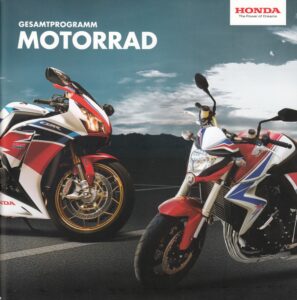 Titelseite: HONDA, Gesamtprogramm Motorrad + Prospekt brochure + 69 Seiten + aus 7/2014