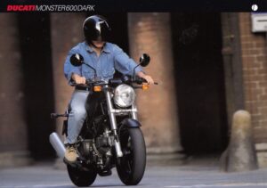 DUCATI Monster 600 Dark + Prospekt flyer + 1 Blatt / 2 Seiten